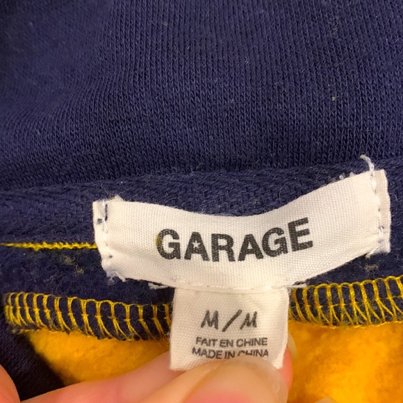 Nice sweatshirt with high neck with zipper • Yellow, White & Blue • - Picture 2 of 9